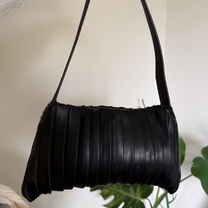 Simply Vera Vera Wang Shoulder Bag